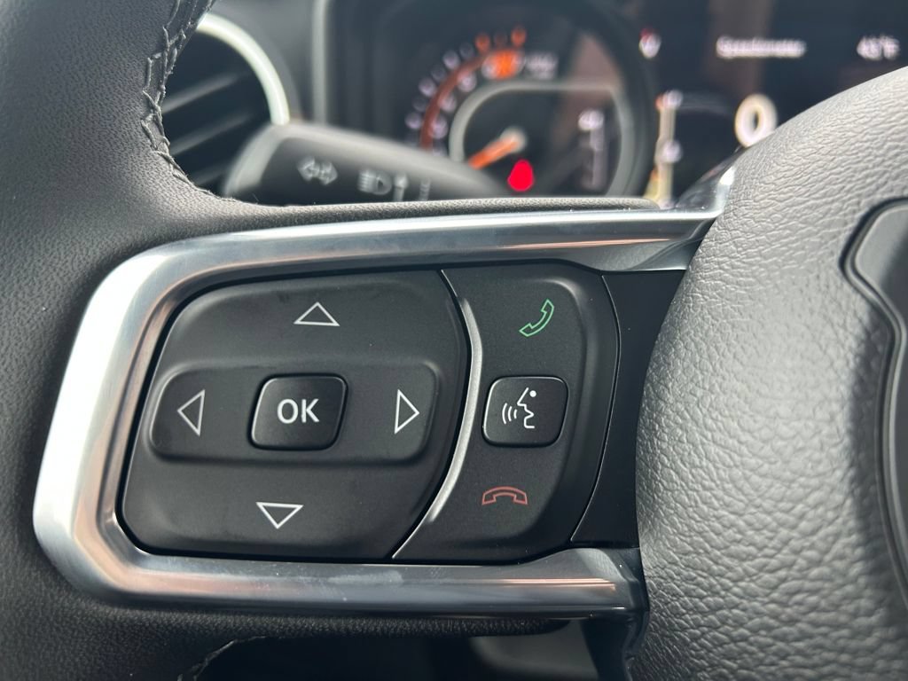 New 2026 Jeep Wrangler Unlimited Sahara AWD/4WD image 40