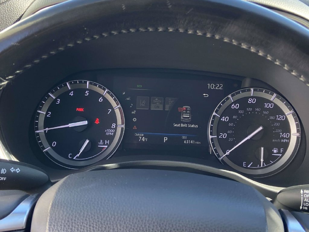 Used 2020 Toyota Highlander Platinum AWD/4WD image 34