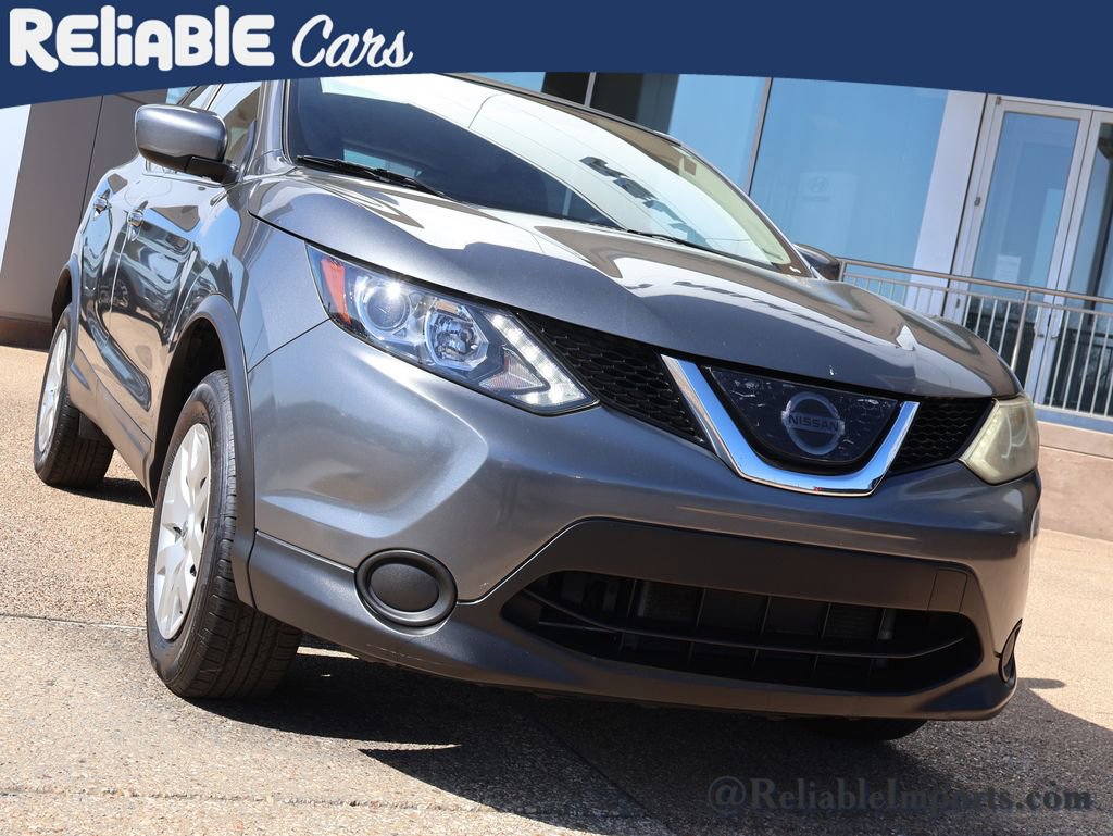 Used 2019 Nissan Rogue Sport S image 7