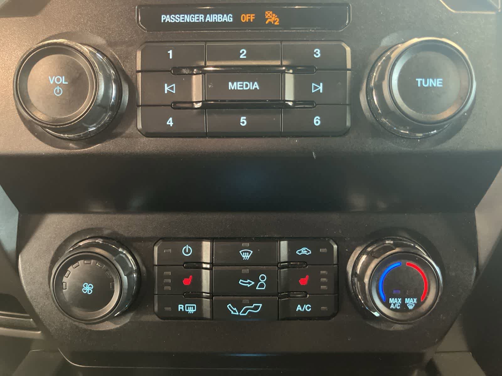 Used 2019 Ford F150 XLT w/ Equipment Group 302A Luxury AWD/4WD image 20
