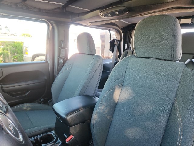 Used 2025 Jeep Wrangler Sport AWD/4WD image 21