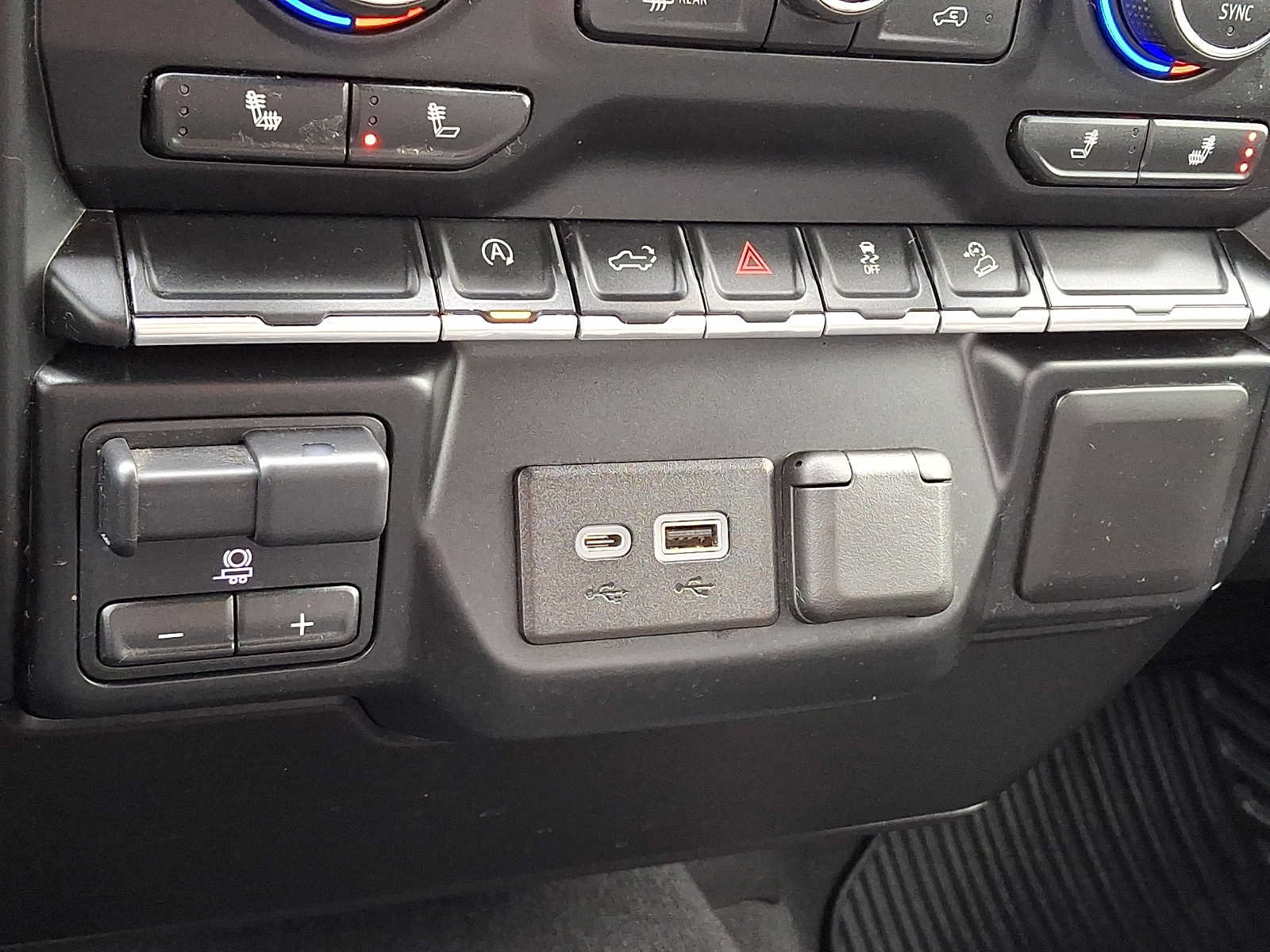 Used 2019 Chevrolet Silverado 1500 RST w/ All-Star Edition AWD/4WD image 23