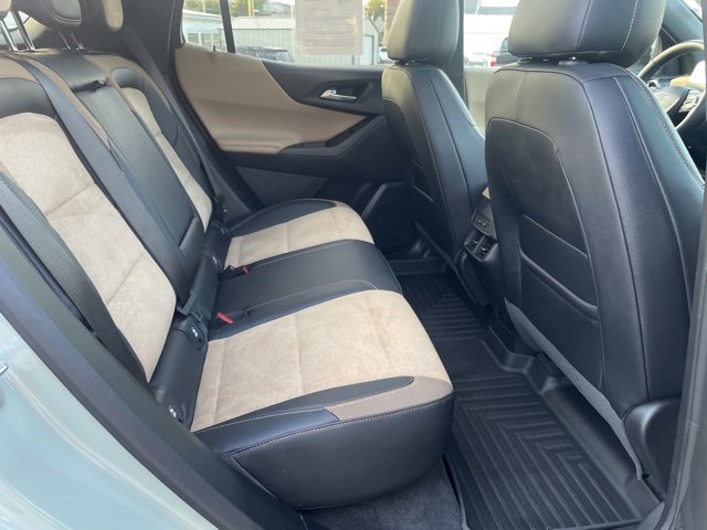 Used 2025 Chevrolet Equinox ACTIV w/ Safety and Technology Package image 37