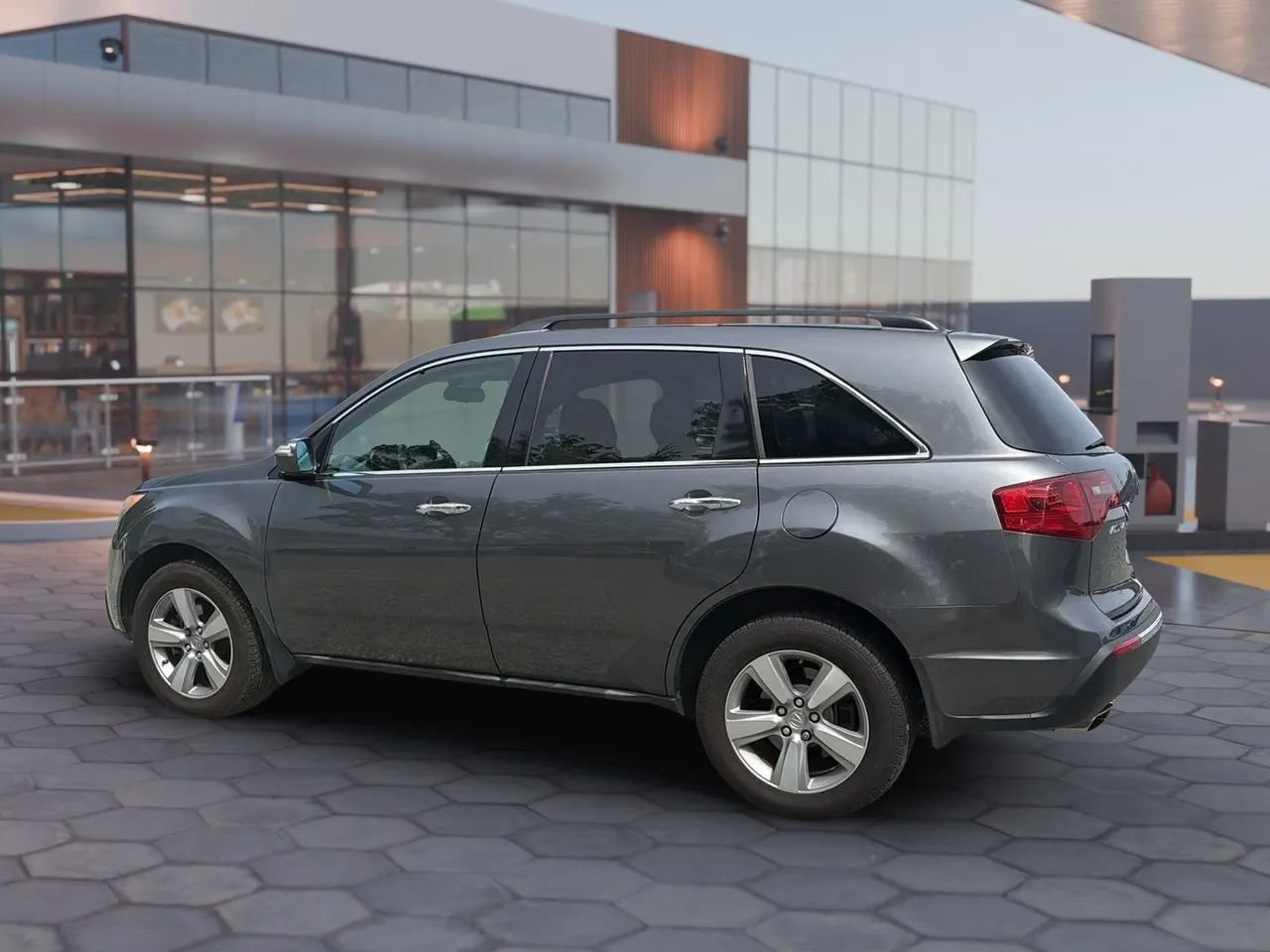 Used 2012 Acura MDX w/ Technology Package image 4