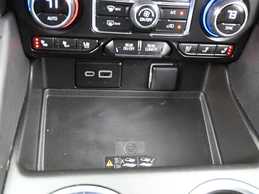 Used 2024 Chevrolet Tahoe Premier image 28