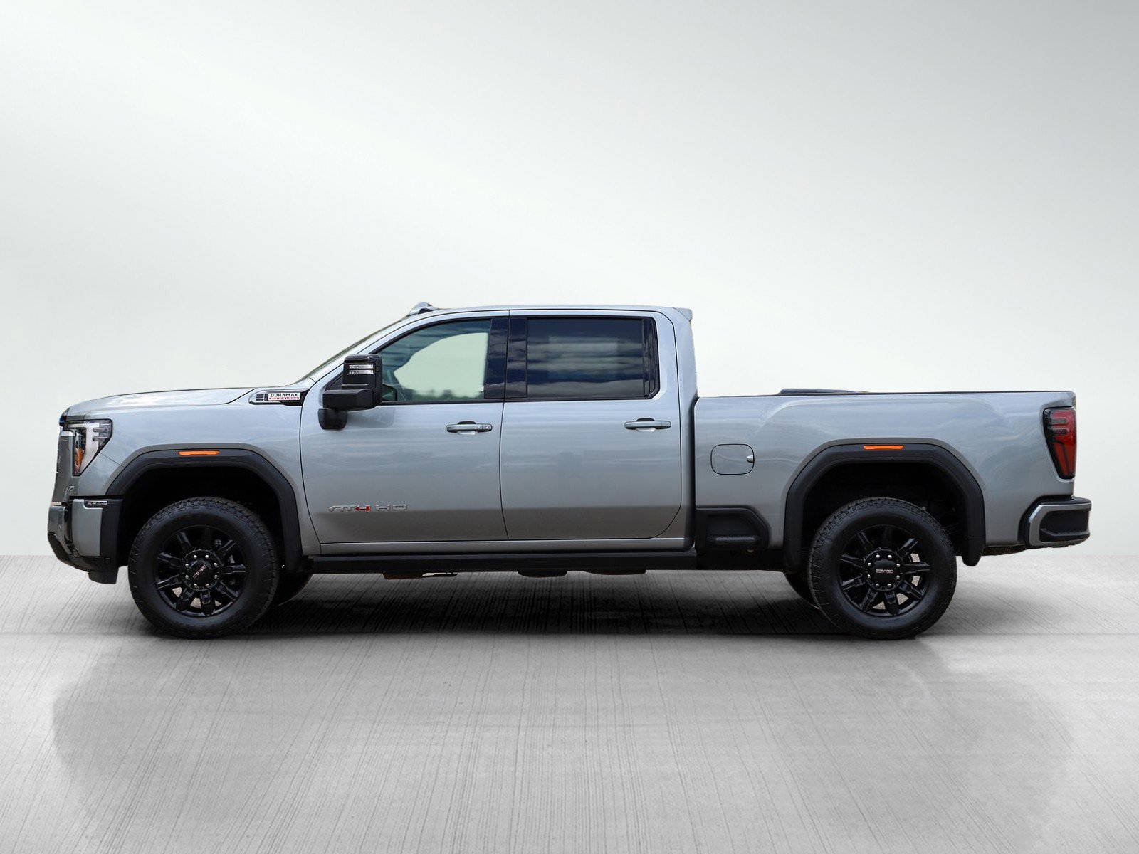 Used 2025 GMC Sierra 3500 AT4 w/ AT4 Premium Plus Package AWD/4WD image 2