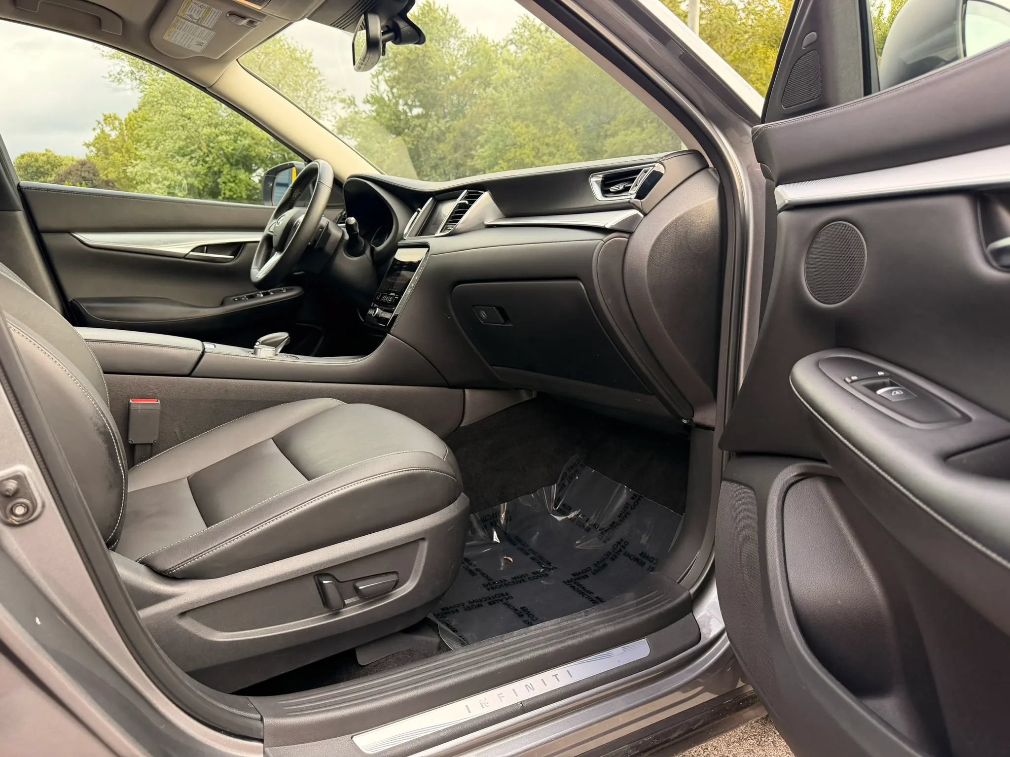 Used 2020 INFINITI QX50 Luxe FWD image 11