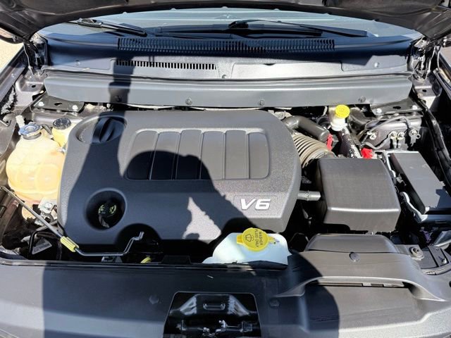 Used 2018 Dodge Journey SXT w/ Connectivity Group FWD image 13