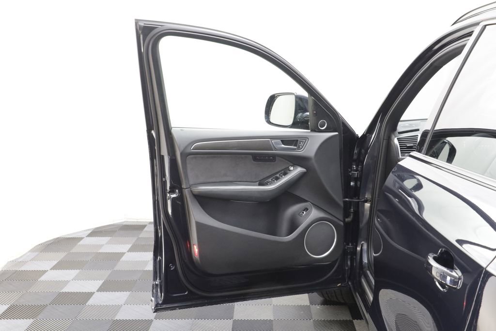 Used 2016 Audi SQ5 Premium Plus image 5