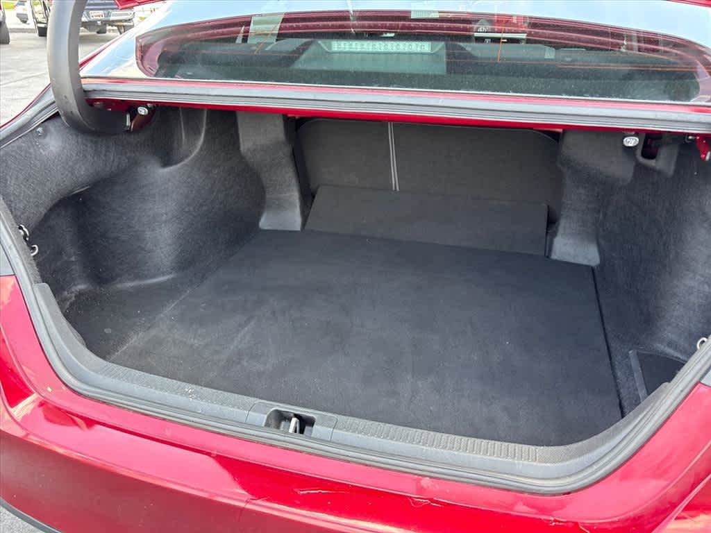 Used 2019 Toyota Camry XLE w/ Sunroof Package FWD image 30