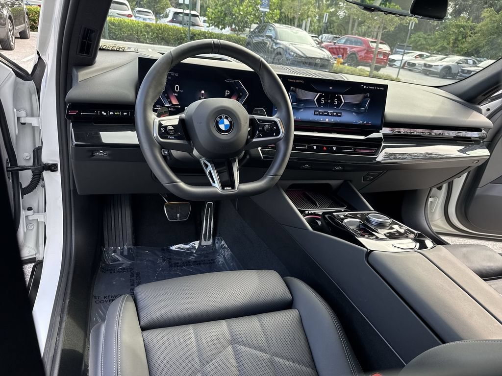 Used 2026 BMW 530i xDrive AWD/4WD image 35