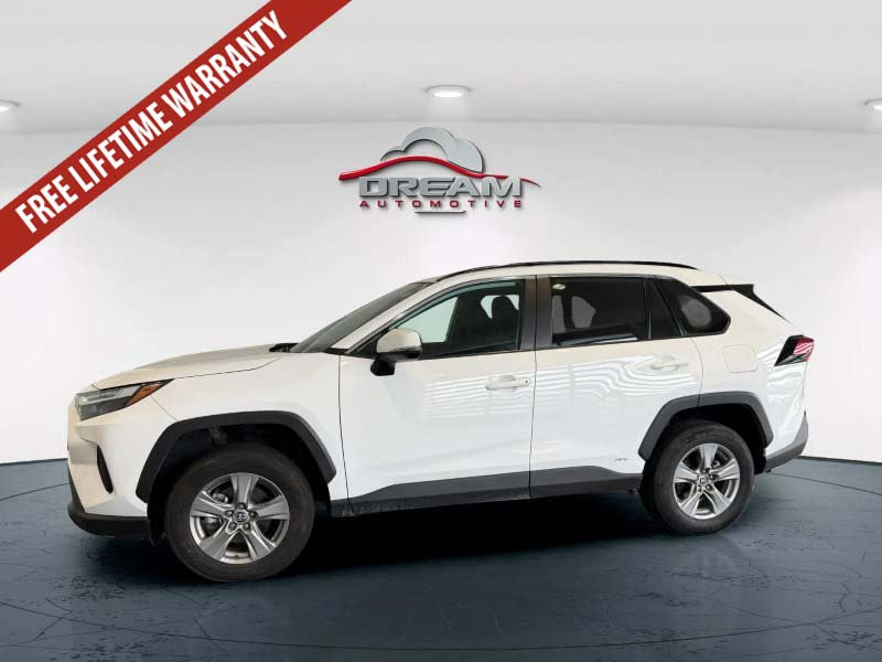 Used 2024 Toyota RAV4 XLE AWD/4WD image 19