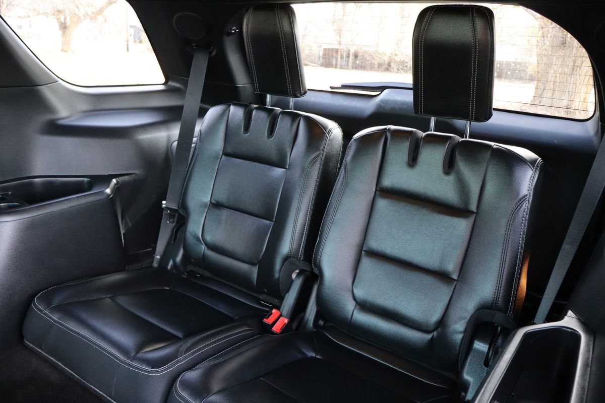 Used 2016 Ford Explorer Limited image 21