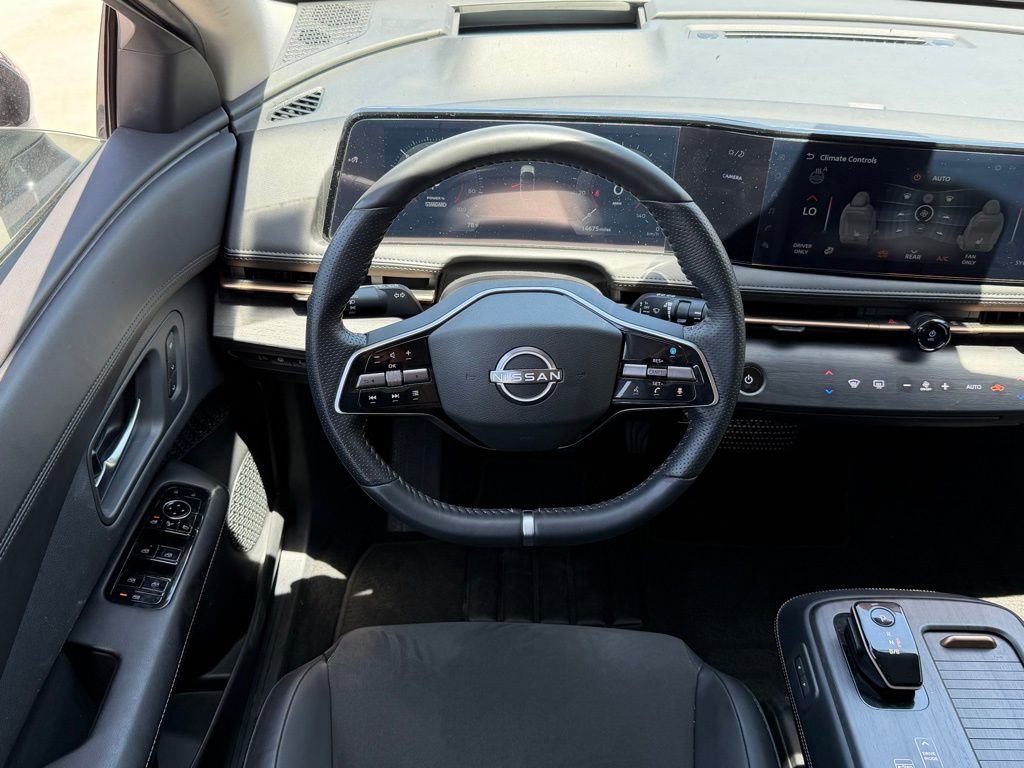 Used 2024 Nissan Ariya FWD image 9