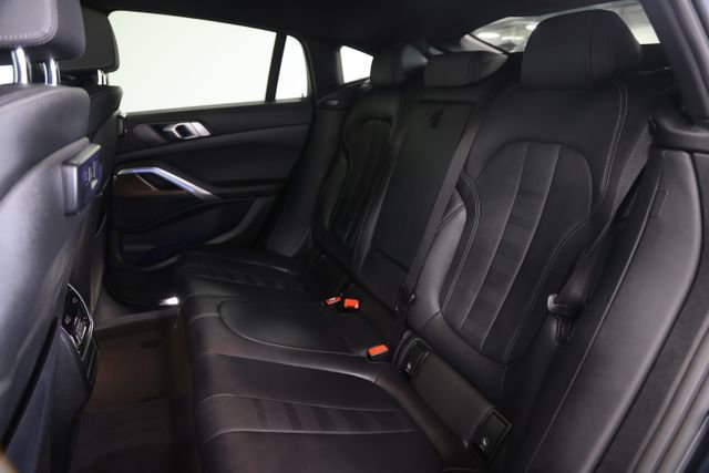 Used 2021 BMW X6 xDrive40i w/ M Sport Package AWD/4WD image 38