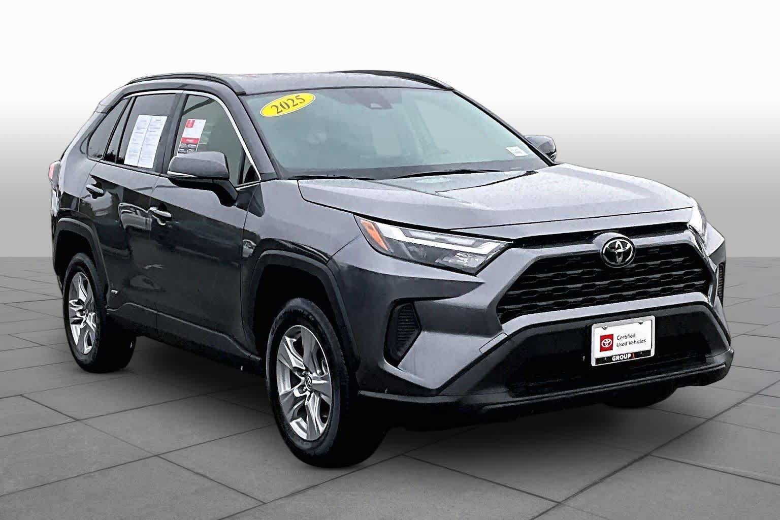Certified 2025 Toyota RAV4 XLE AWD/4WD image 2