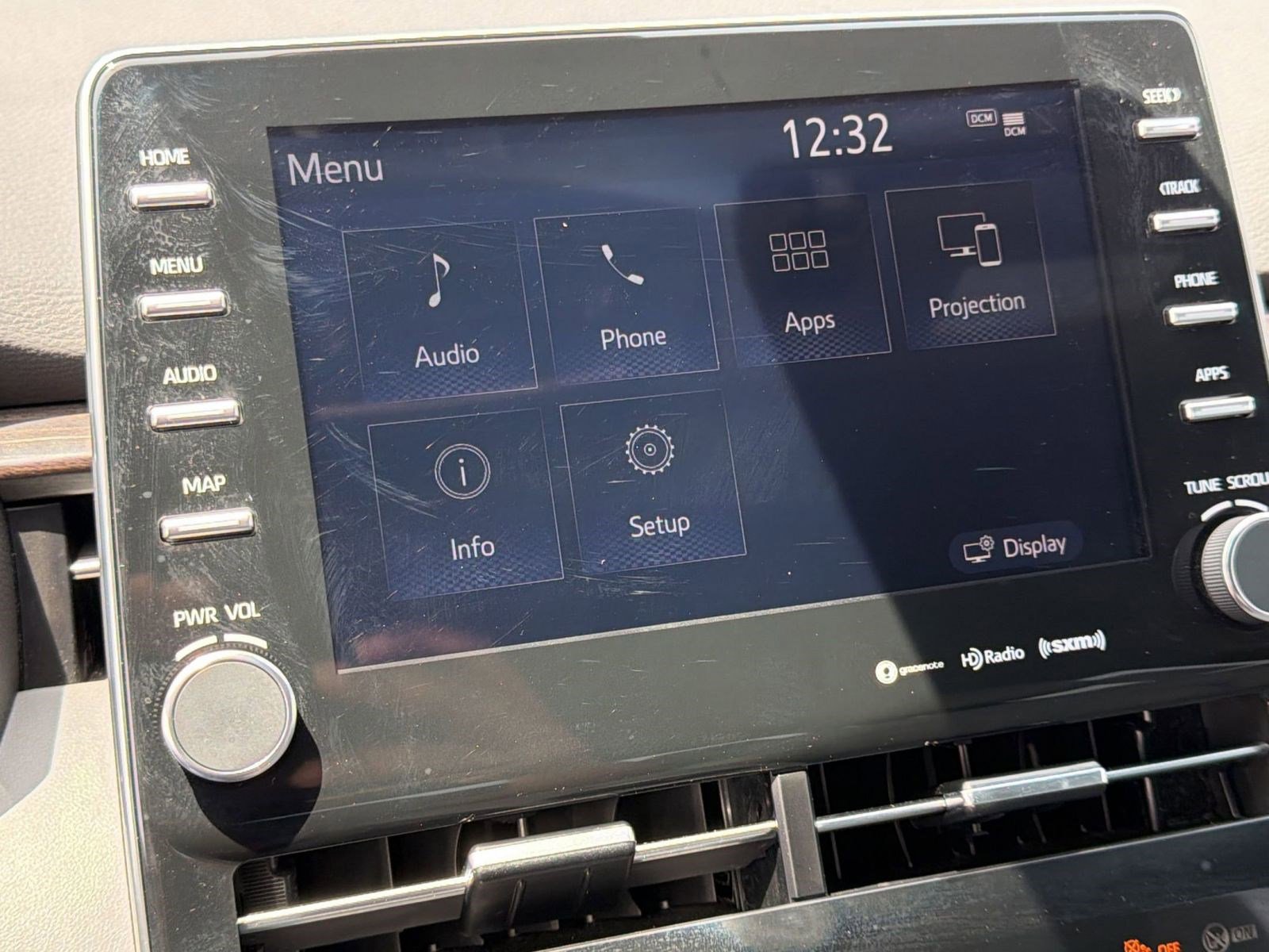 Used 2022 Toyota Avalon XLE FWD image 21