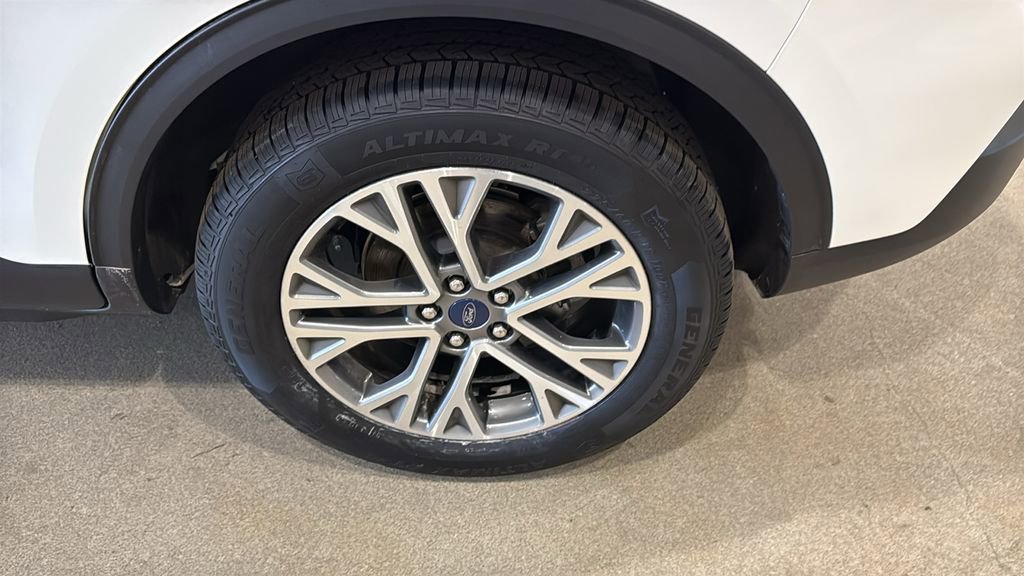 Used 2021 Ford Escape SEL image 10