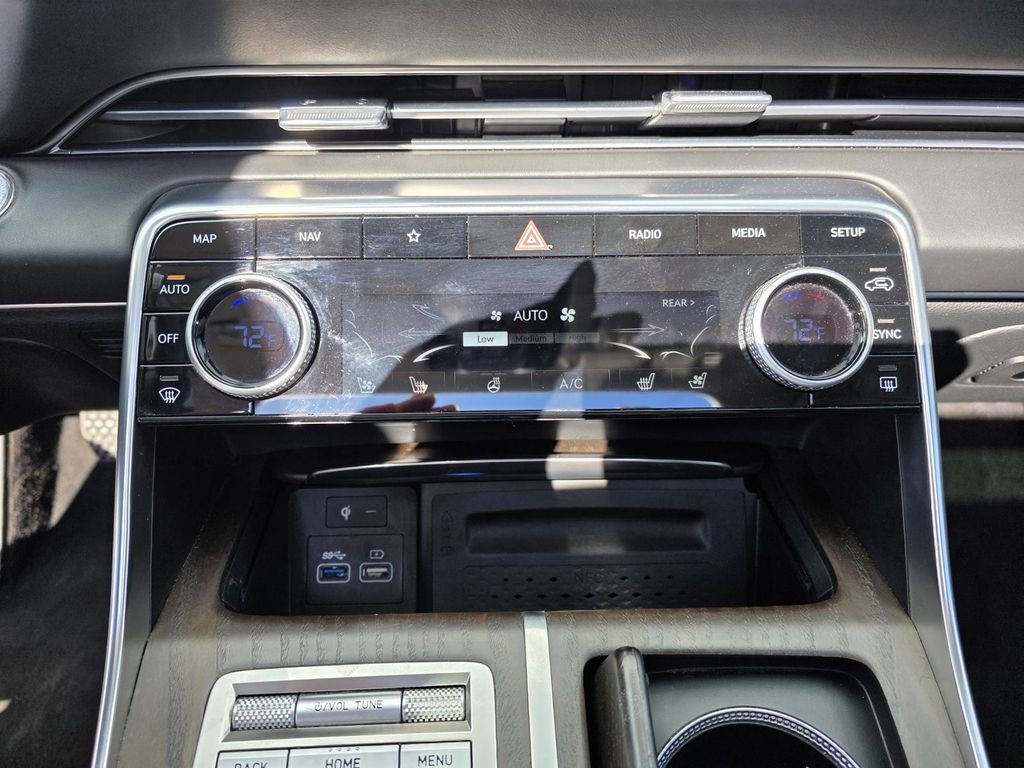 Used 2023 Genesis GV80 2.5T w/ Advanced Package image 22