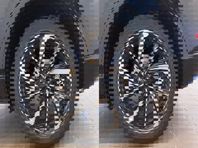 New 2025 Lincoln Corsair Grand Touring w/ Equipment Group 302A image 31