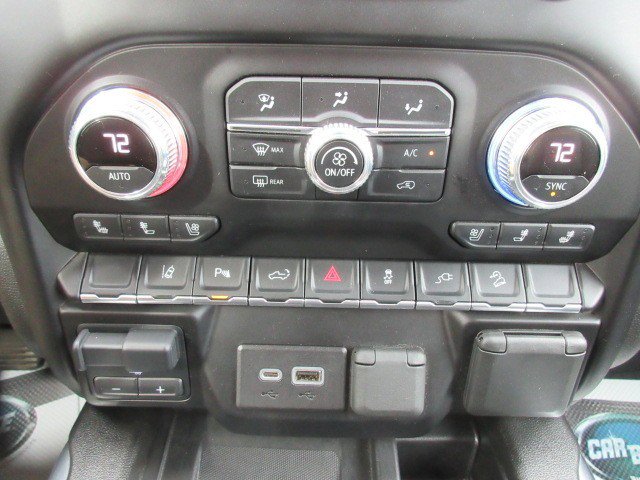 Used 2023 GMC Sierra 2500 AT4 w/ AT4 Preferred Package image 17