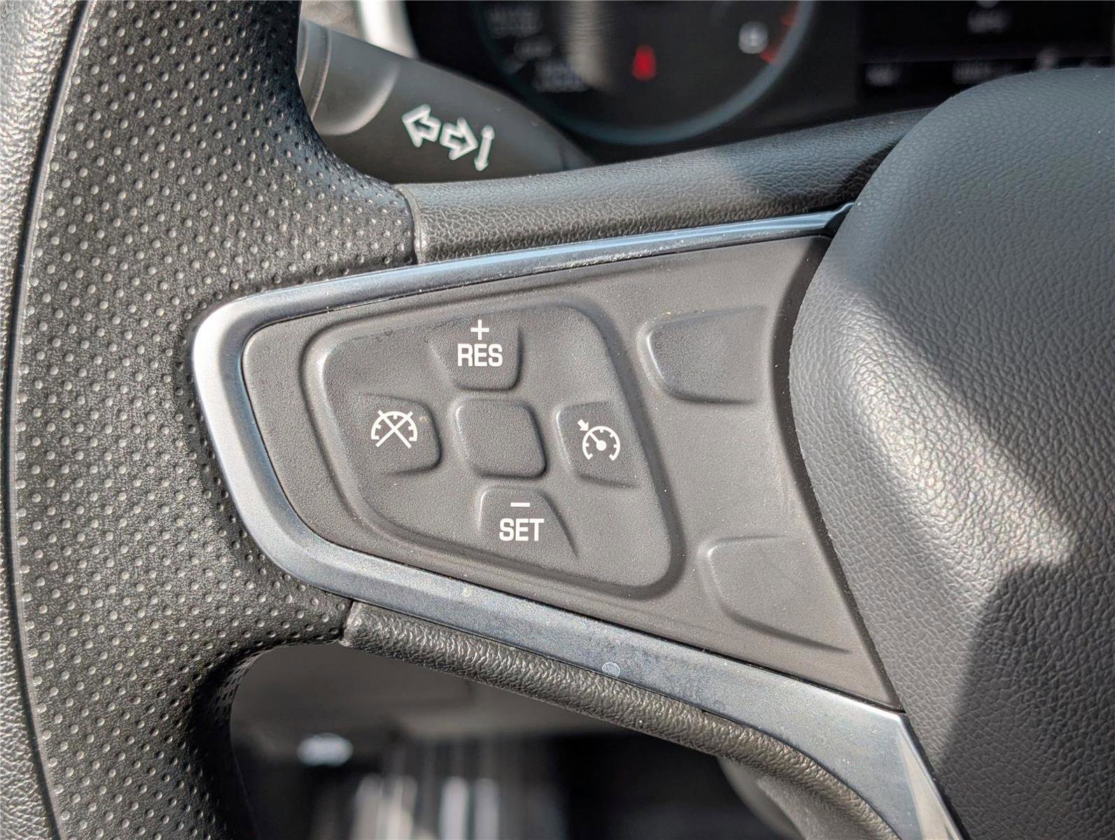 Used 2022 Chevrolet Malibu LT image 22