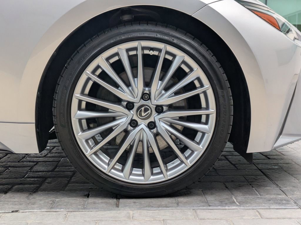 Used 2025 Lexus IS 300 w/ Premium Package RWD image 12