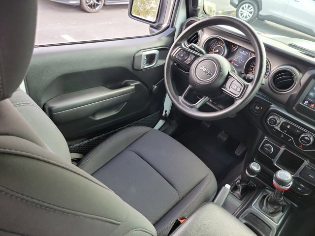 Used 2022 Jeep Wrangler Unlimited Sport image 3