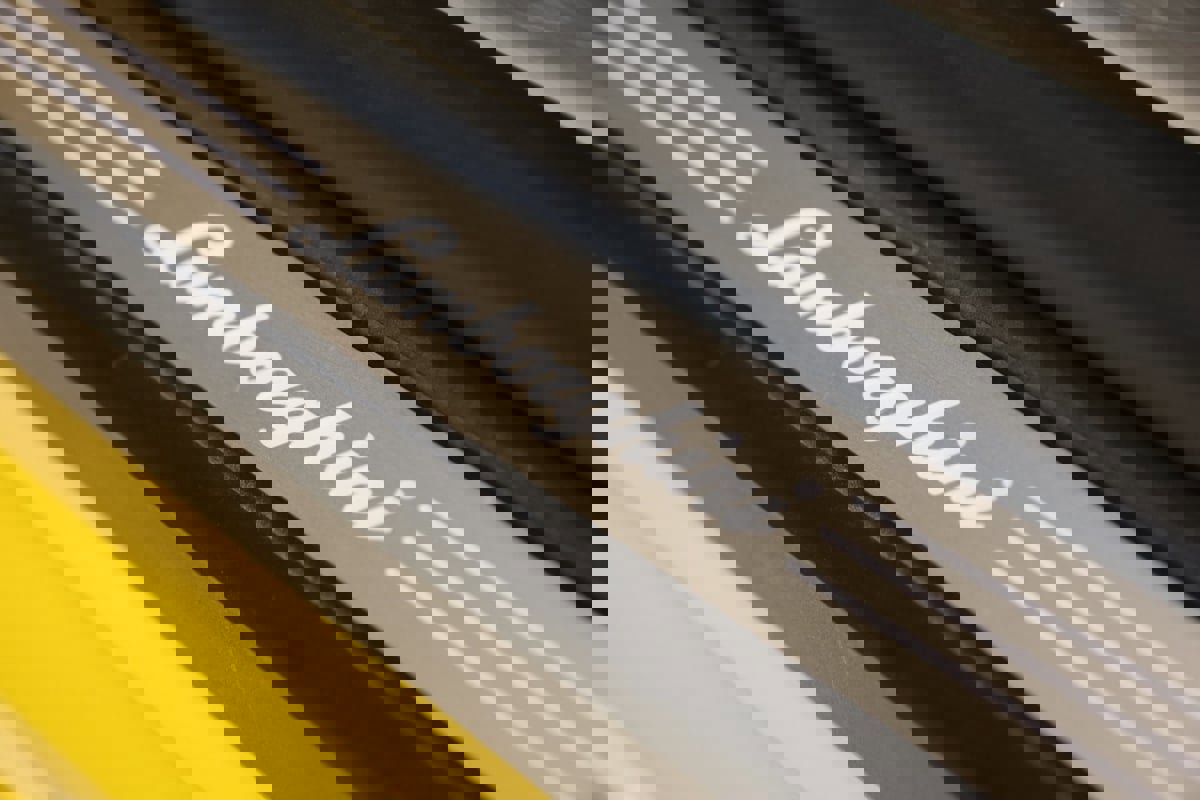 Used 2019 Lamborghini Urus image 45