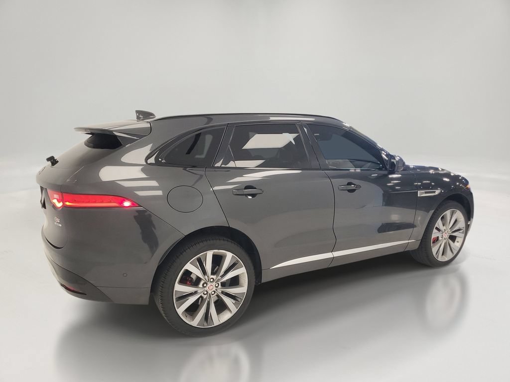 Used 2019 Jaguar F-PACE S AWD/4WD image 3
