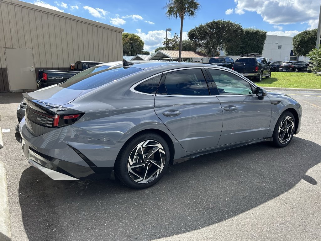 Used 2026 Hyundai Sonata SEL FWD image 4