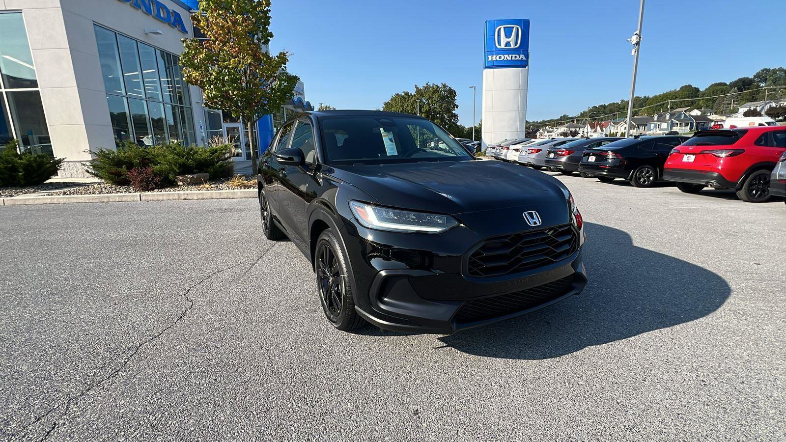 New 2026 Honda HR-V Sport image 2