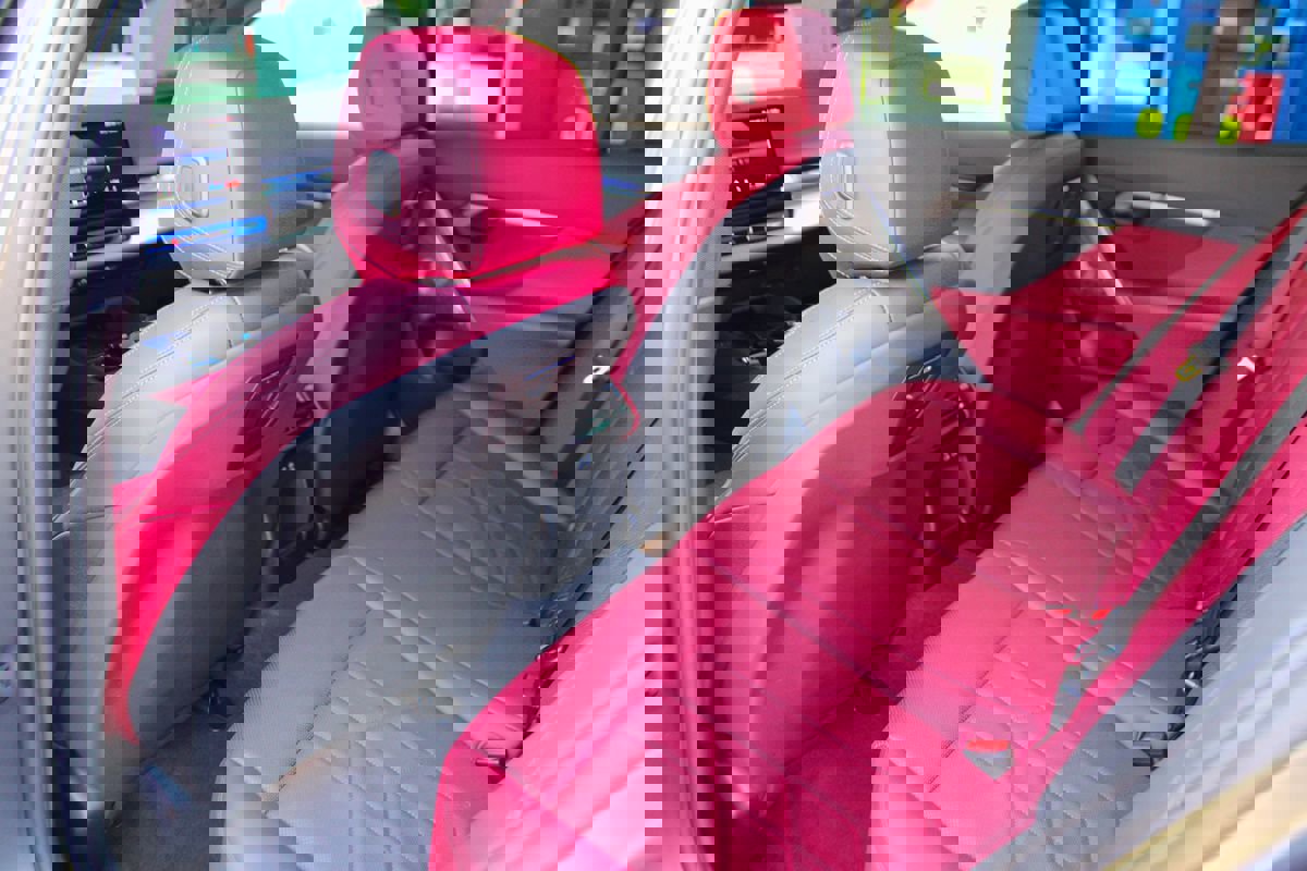 Used 2025 BMW i5 eDrive40i w/ M Sport Package image 13