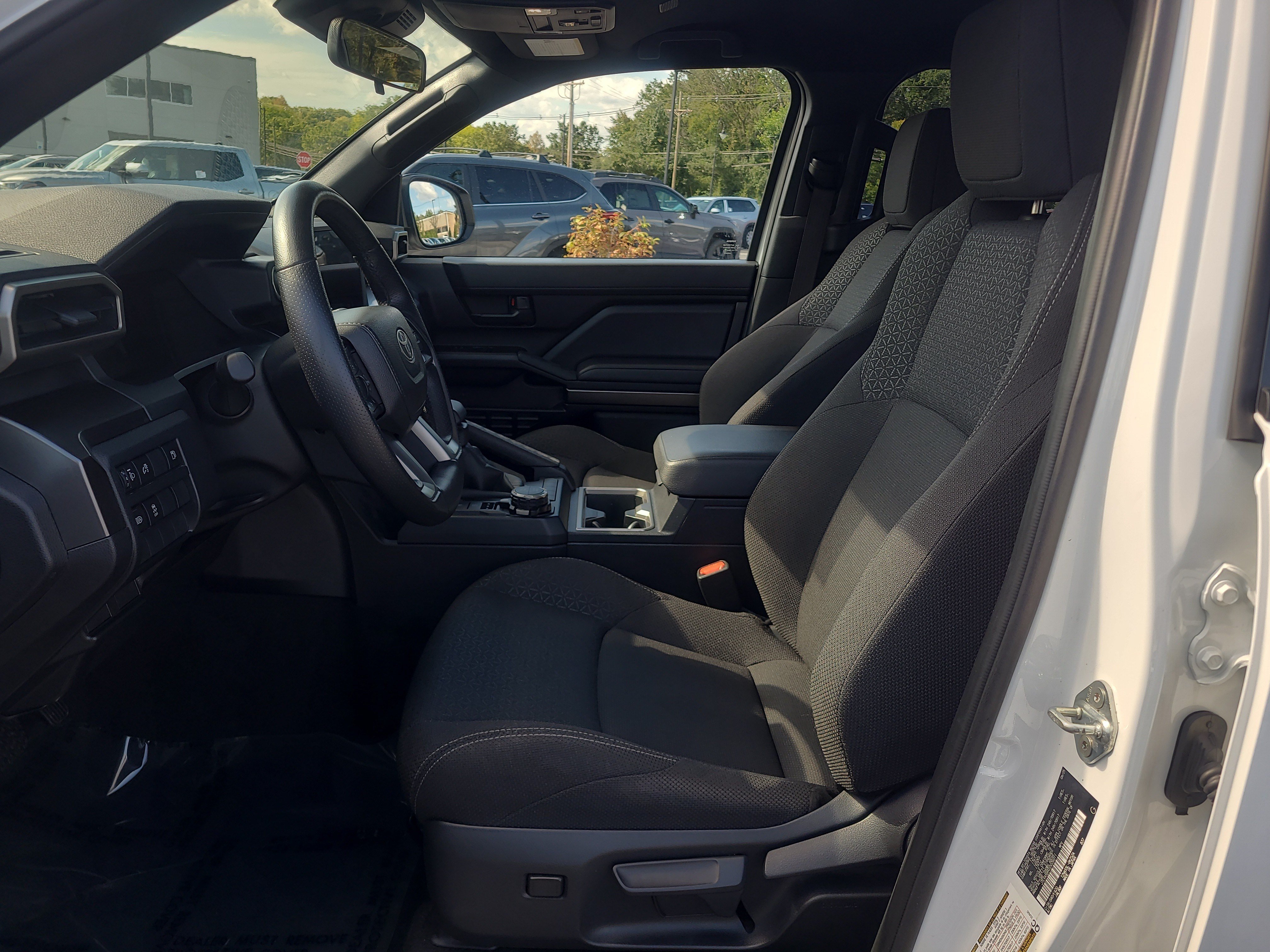 Certified 2025 Toyota 4Runner SR5 AWD/4WD image 16