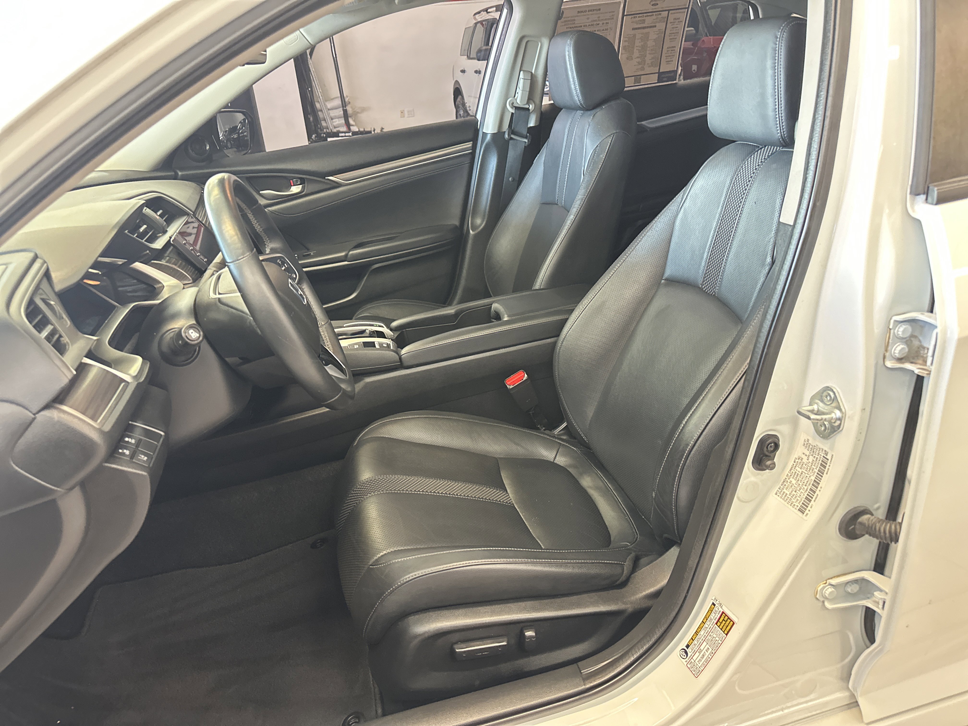 Used 2021 Honda Civic EX-L image 5