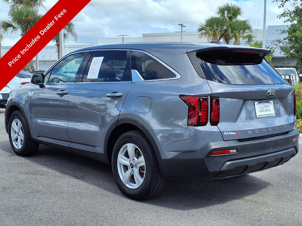 Used 2021 Kia Sorento LX FWD image 6