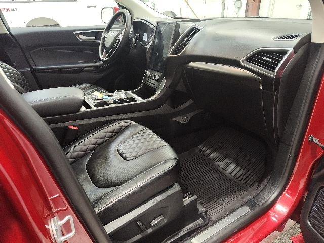 Used 2024 Ford Edge Titanium w/ Equipment Group 301A image 21