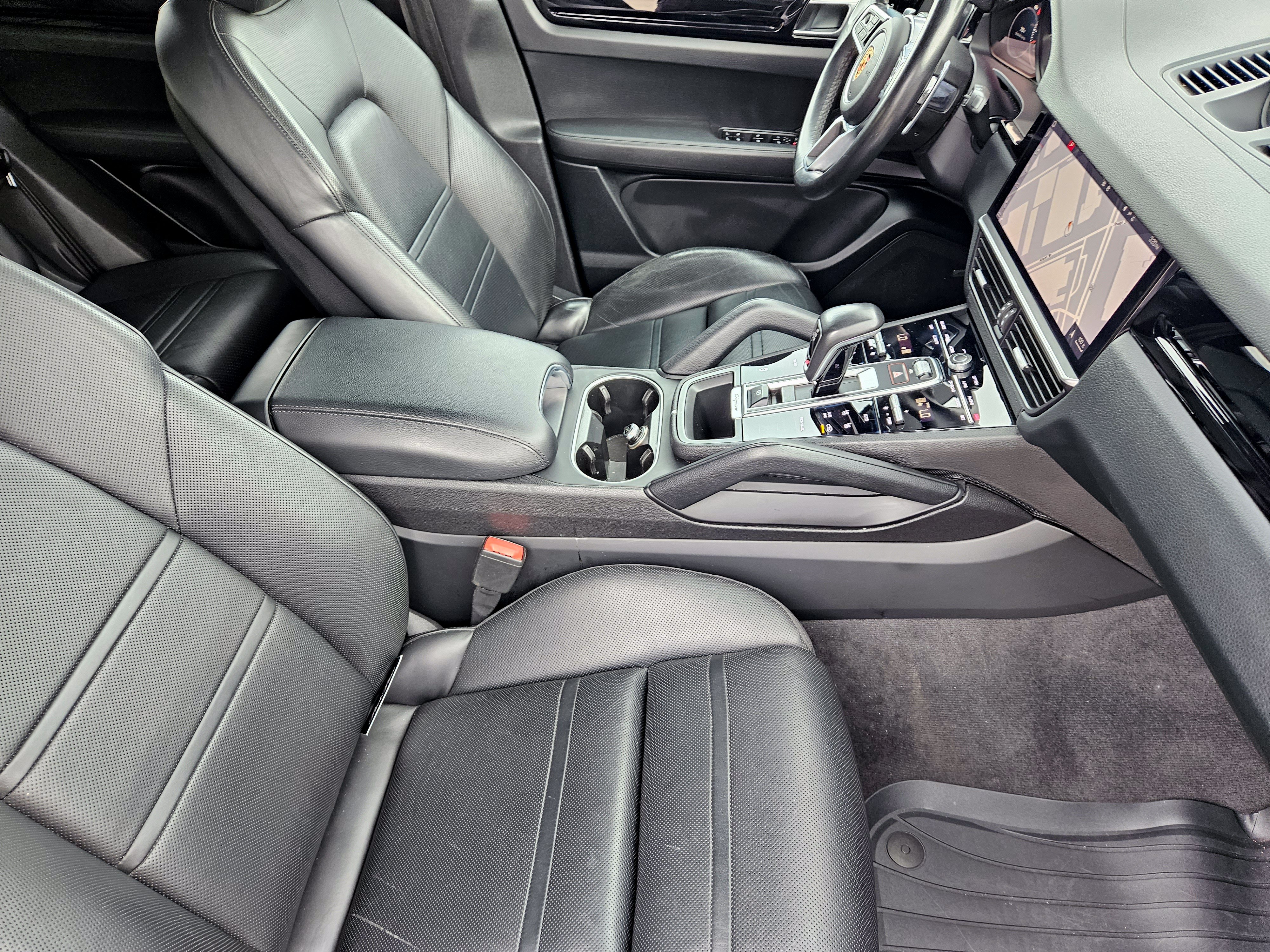Used 2019 Porsche Cayenne AWD/4WD image 15