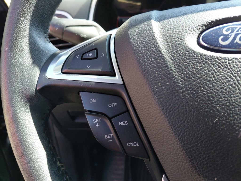 Used 2015 Ford Edge SEL w/ Equipment Group 201A image 27