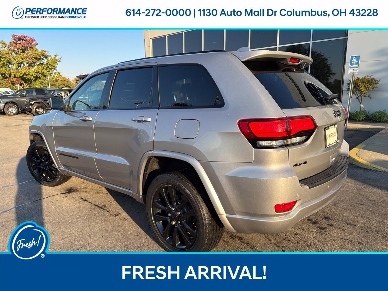 Used 2019 Jeep Grand Cherokee Altitude AWD/4WD image 6