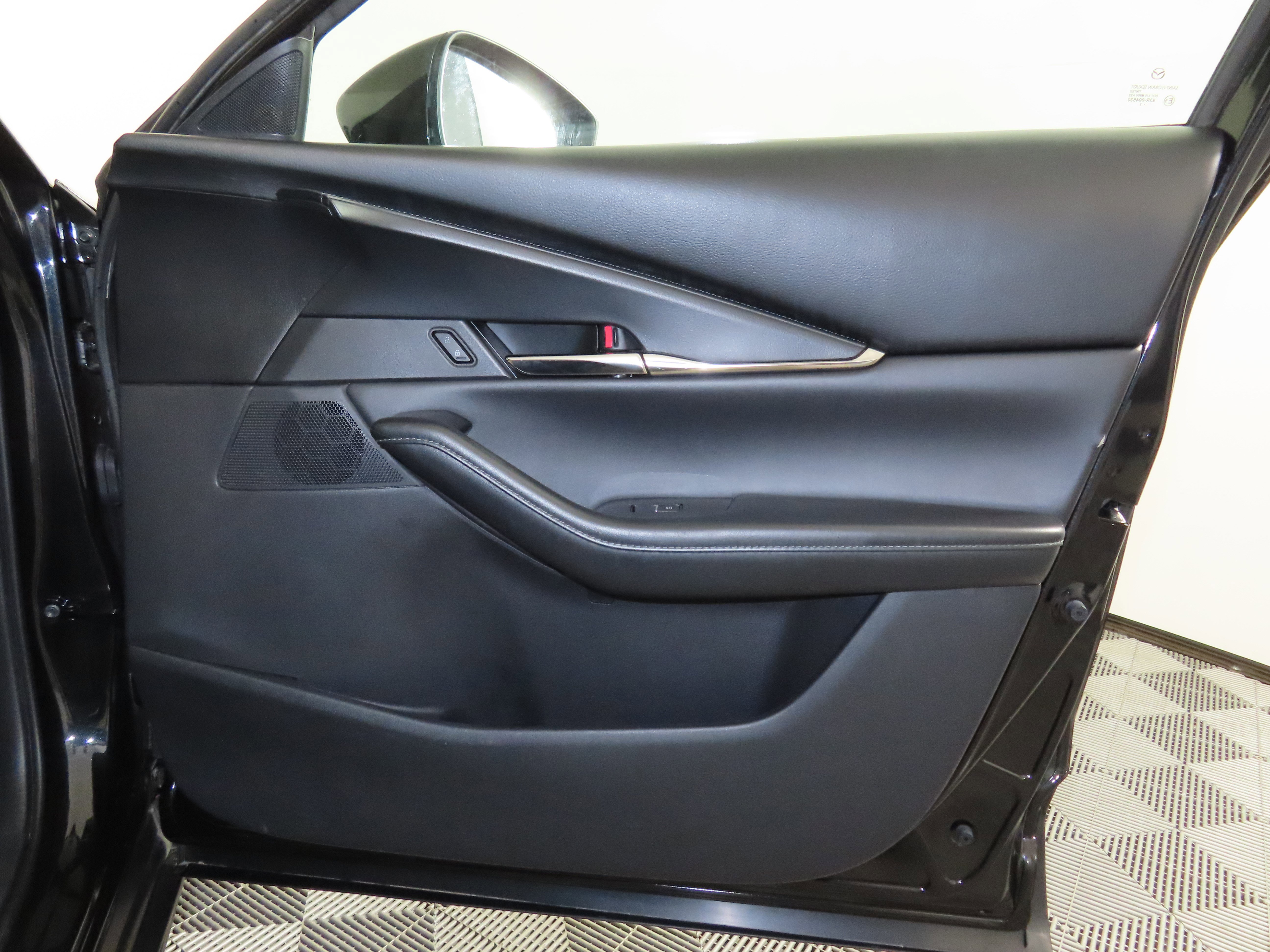 Used 2023 MAZDA CX-30 AWD 2.5 S w/ Preferred Package image 29