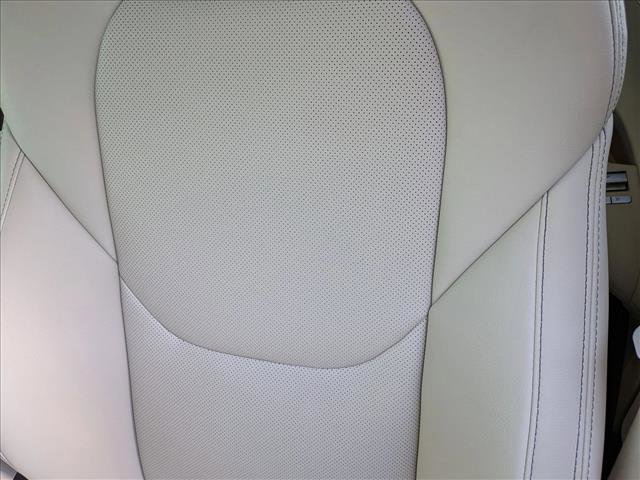 Used 2022 Genesis GV70 2.5T w/ Select Package image 14