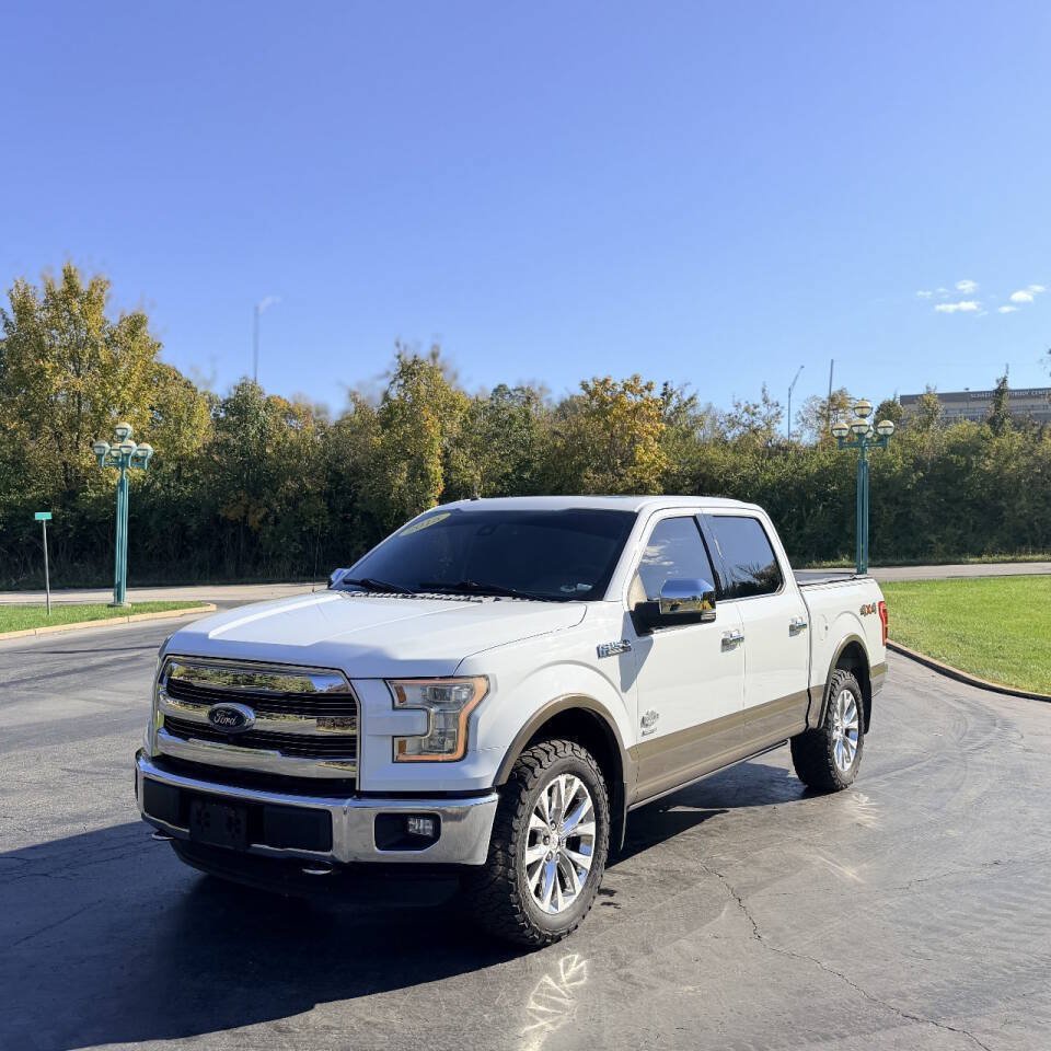 Used 2015 Ford F150 King Ranch w/ Equipment Group 601A Luxury AWD/4WD image 2