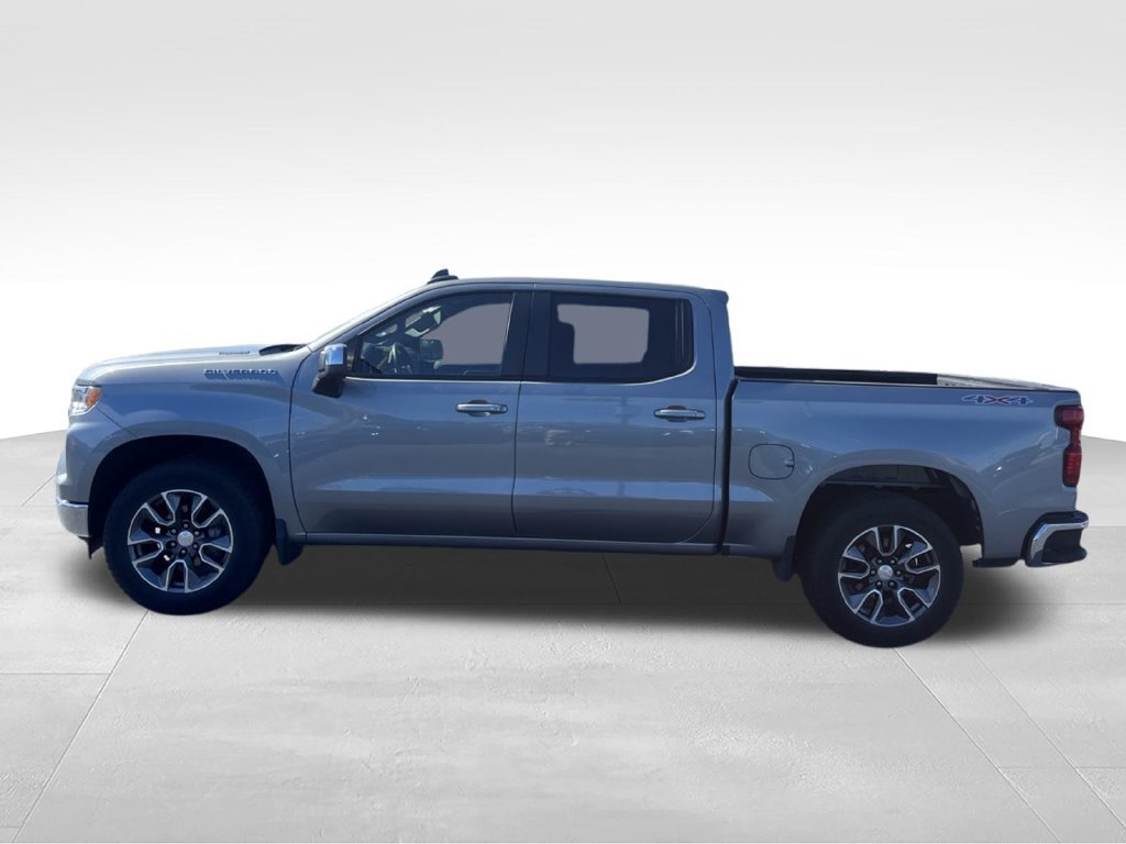 Used 2024 Chevrolet Silverado 1500 LT AWD/4WD image 3