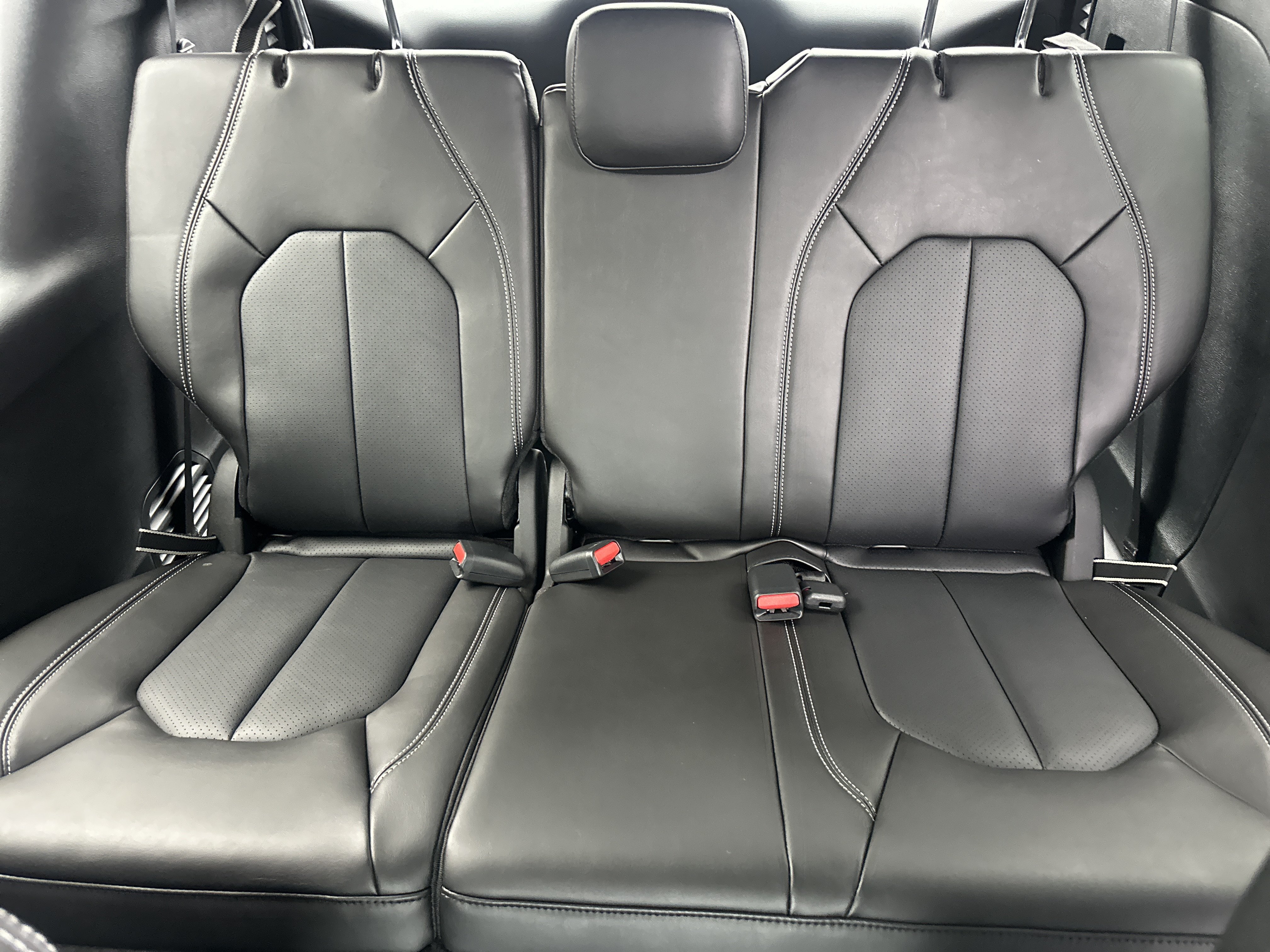 New 2026 Chrysler Pacifica Select AWD/4WD image 25