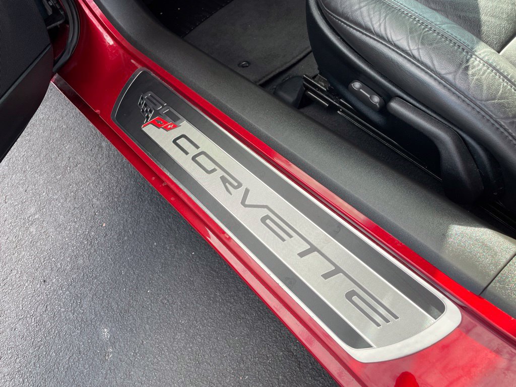 Used 2013 Chevrolet Corvette Coupe w/ 2LT Preferred Equipment Group RWD image 17