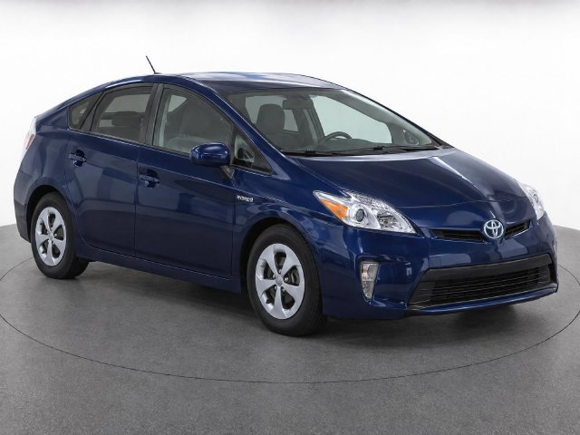 Used 2015 Toyota Prius Two FWD image 2