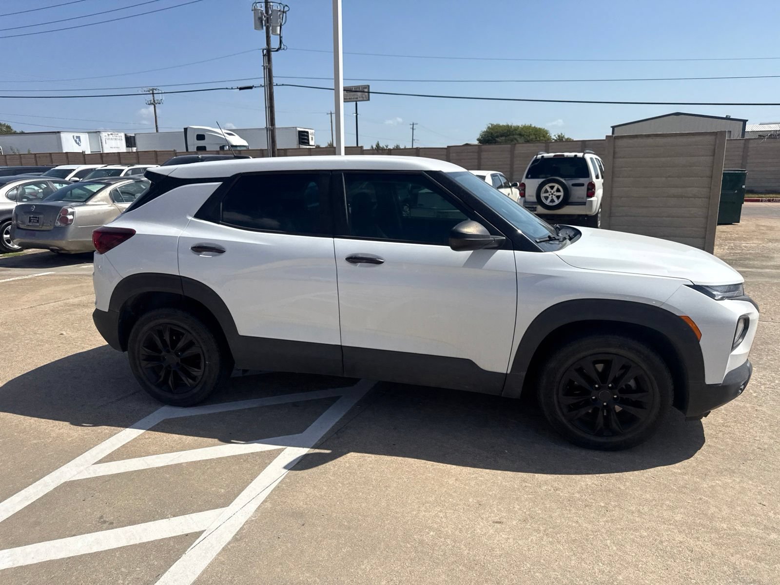 Used 2023 Chevrolet TrailBlazer LS FWD image 15