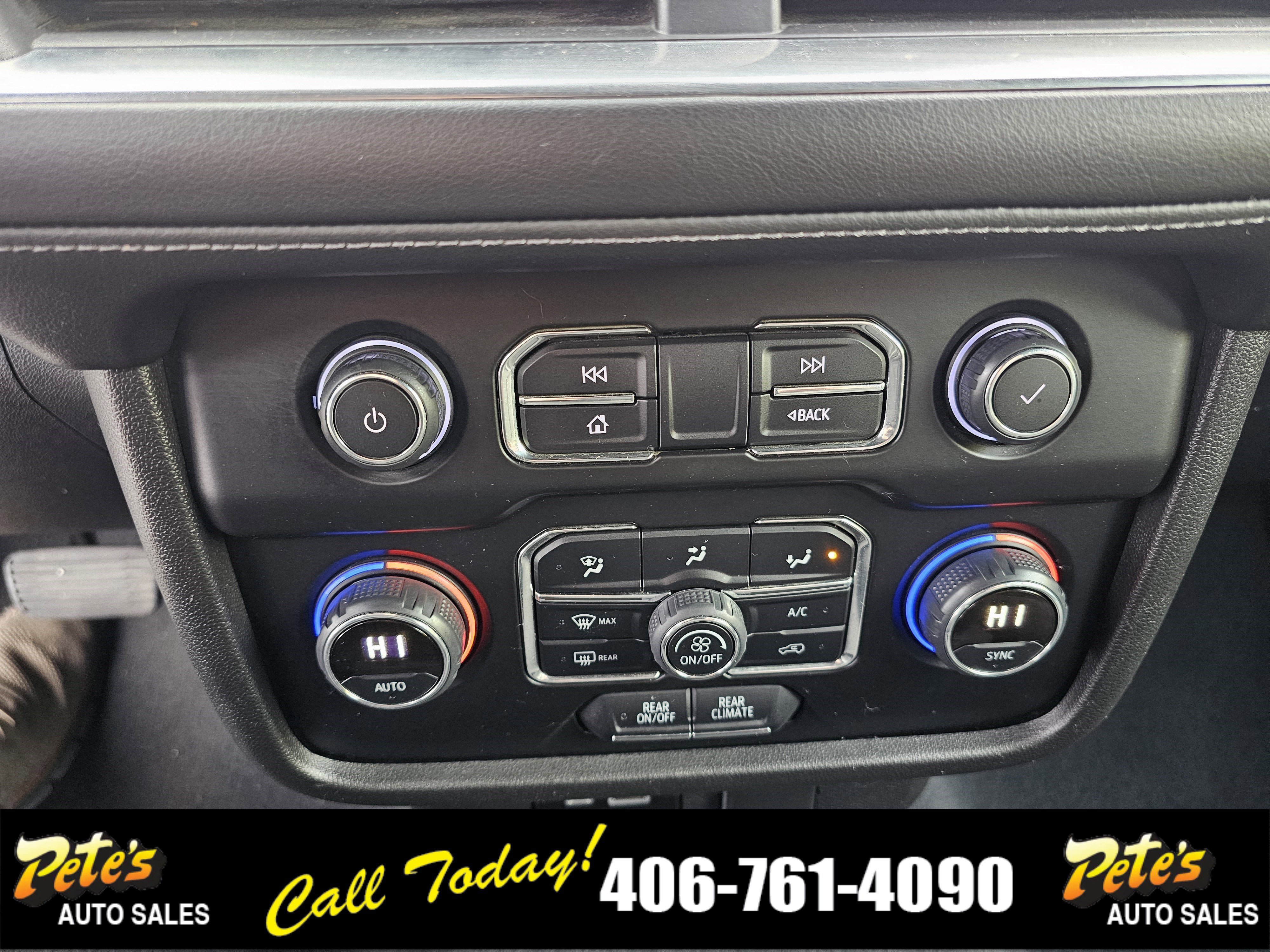 Used 2022 Chevrolet Suburban LS AWD/4WD image 26