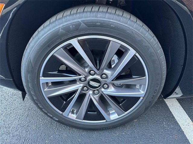 New 2026 Cadillac Vistiq Sport w/ LPO, Floor Liner Package image 10